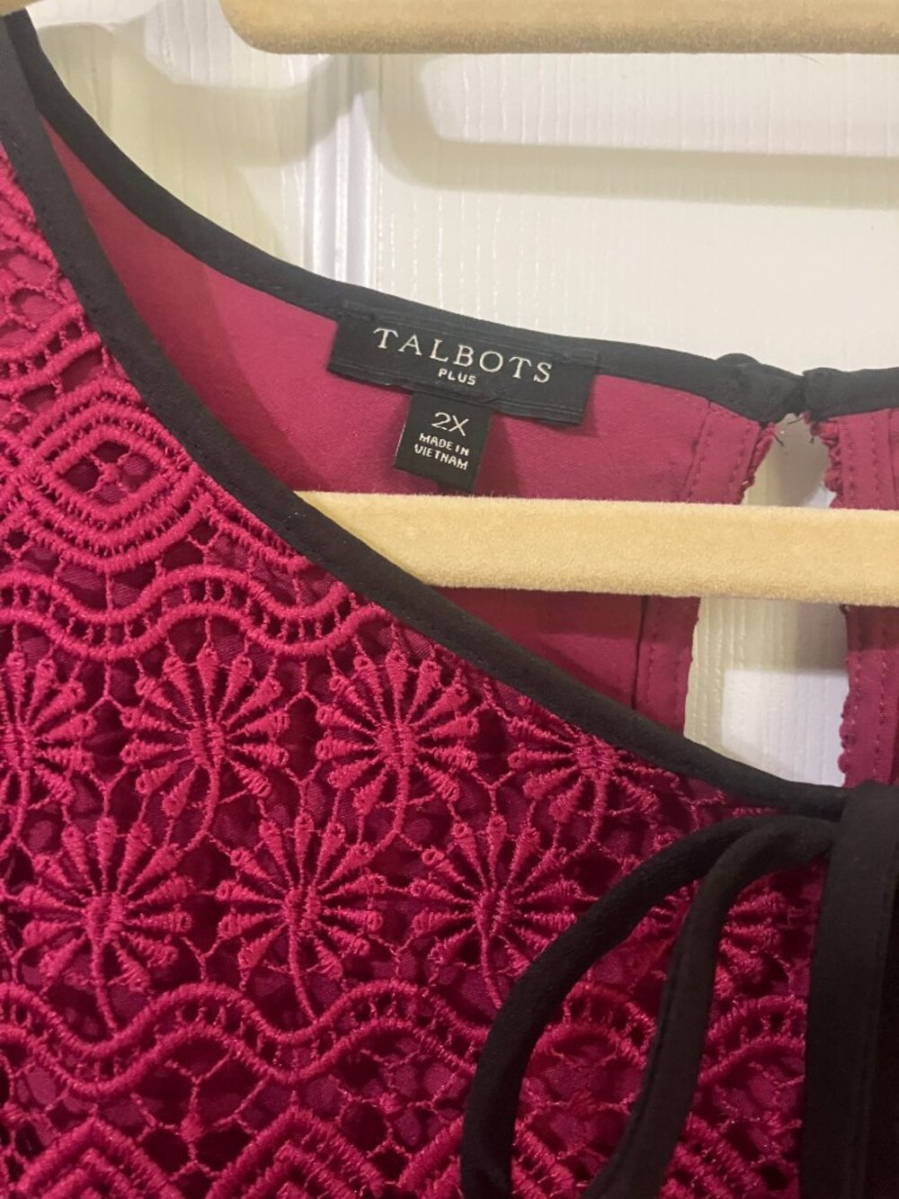 Lace Overlay Blouse - Picture 2 of 3